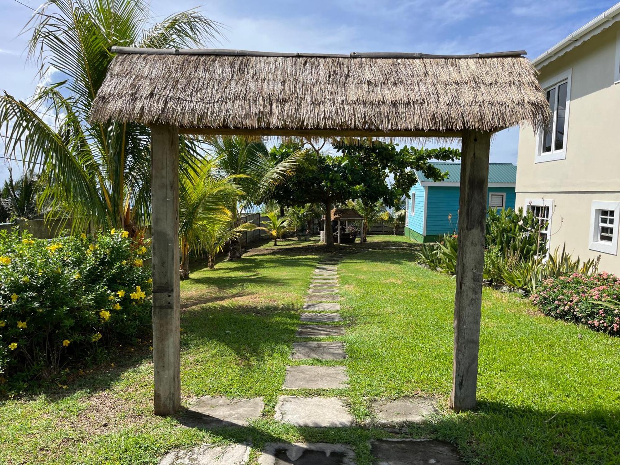 Studio Blu At Waves Villa Guesthouse Brighton Village Екстериор снимка